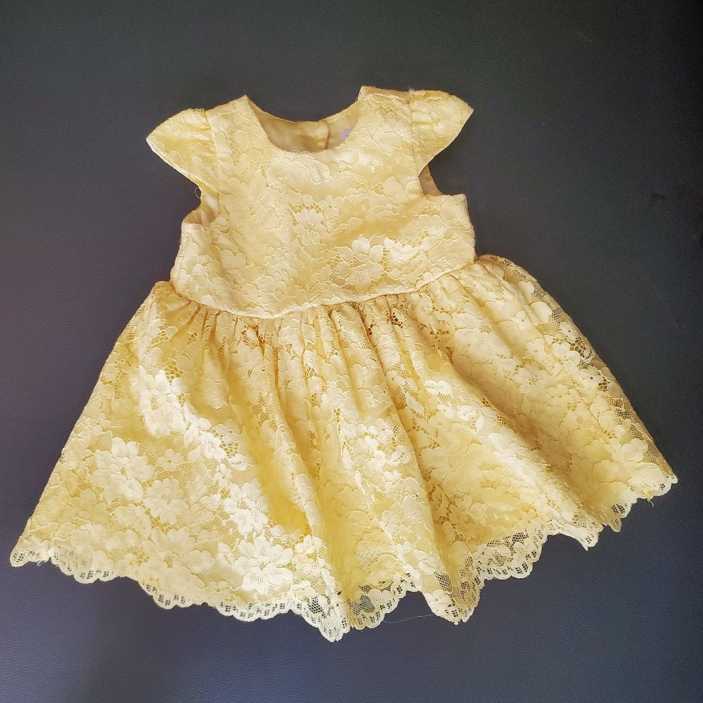 Yellow dress